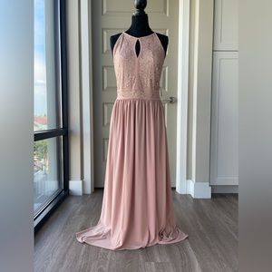 Nude floor-length formal dress, size 18W